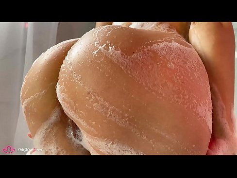 ❤️ Brineta masturbira macu vibratorom do intenzivnog orgazma pod tušem ☑ Analni video na hr.taxiklass.ru